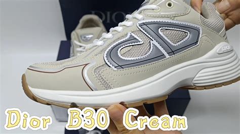 are dior b30 true to size